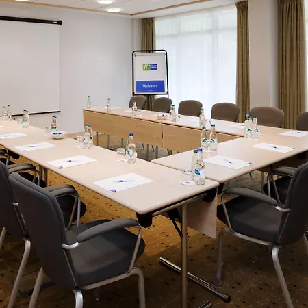 Holiday Inn Express Birmingham Redditch By Ihg-2