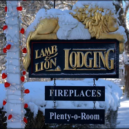 Lamb And Lion Inn-3
