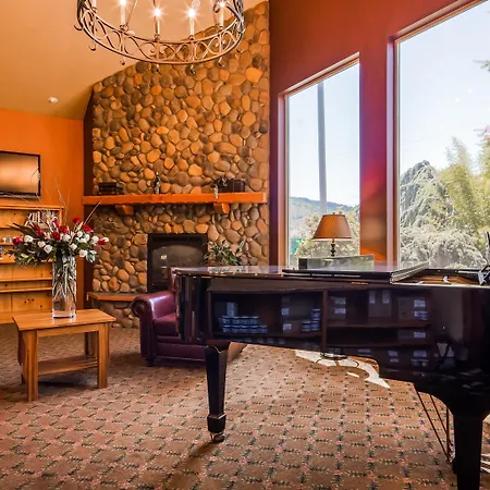 Best Western Plus Hartford Lodge-3
