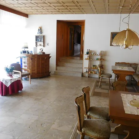 Hotel Pension Am Kurmittelhaus-2
