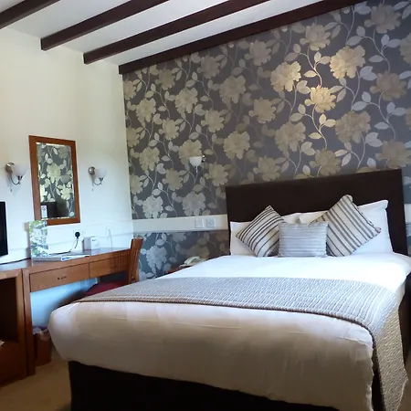 Farnham House Hotel-3