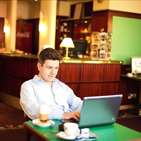 Hotel U Divadla - Czech Leading Hotels-2