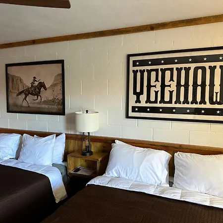 Holiday Motel And Rv Park-2