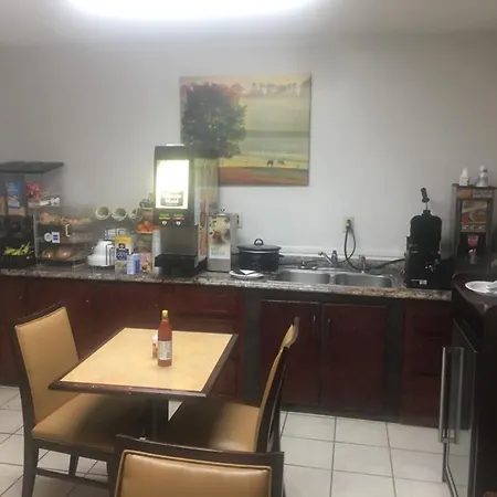 Loyalty Inn Hawkinsville-3