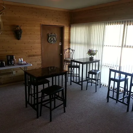 Best Budget Inn-2