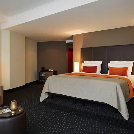 Boston Hotel Hh-3
