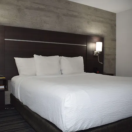 Days Inn By Wyndham Kingston-3