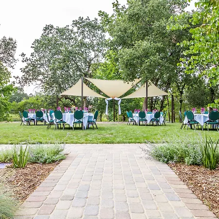 Gaia Hotel & Spa Redding, An Ascend Collection Hotel-3