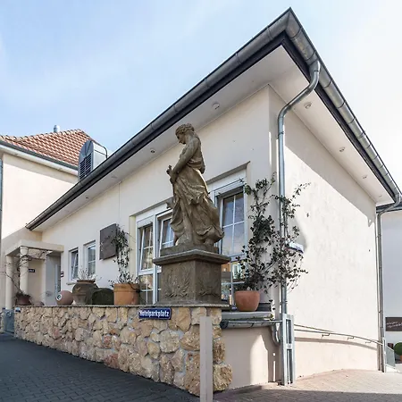Hotel Schoene Aussicht-2