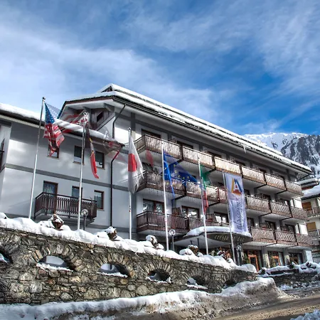 Cresta Et Duc Hotel-2