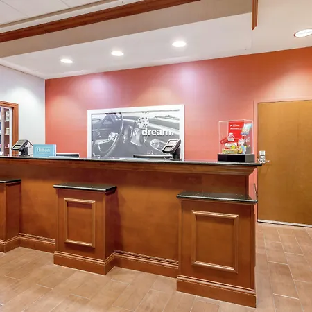 Hampton Inn Auburn-3