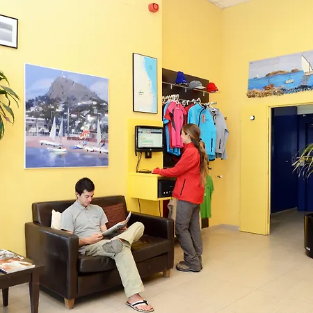 Hotel & Diving Les Illes-2