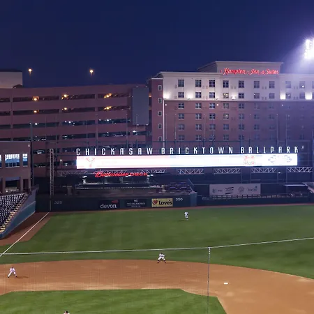 Hampton Inn & Suites Oklahoma City-Bricktown-3