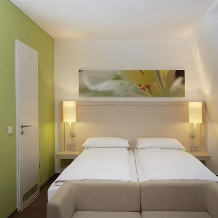 H+ Hotel München-2