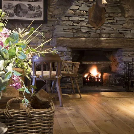 The Queen'S Head Hotel-3