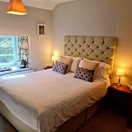 Collaven Manor-2