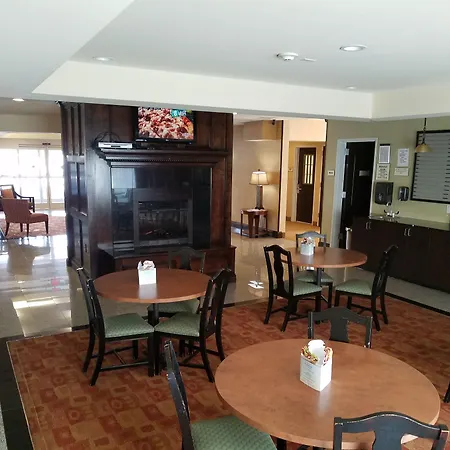 La Quinta By Wyndham Atlanta Union City-3
