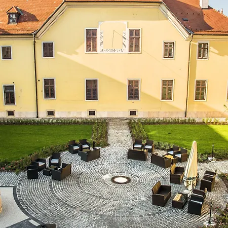 Hotel Klastrom-2