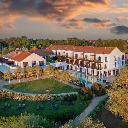 Tisza Balneum Hotel-3