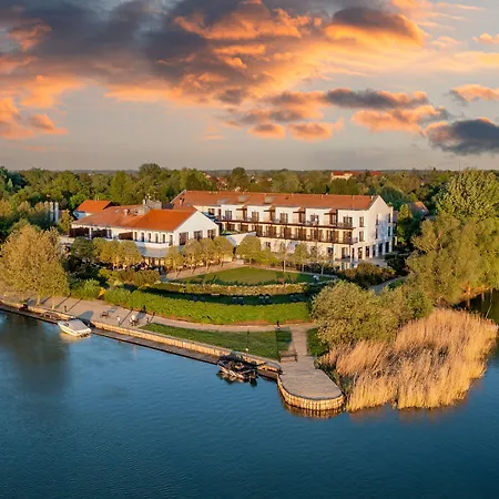 Tisza Balneum Hotel-2