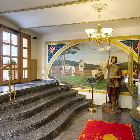 Hotel Taurus-2