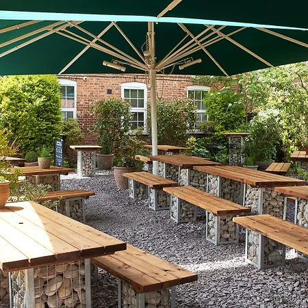 The Angel Inn Hotel-3