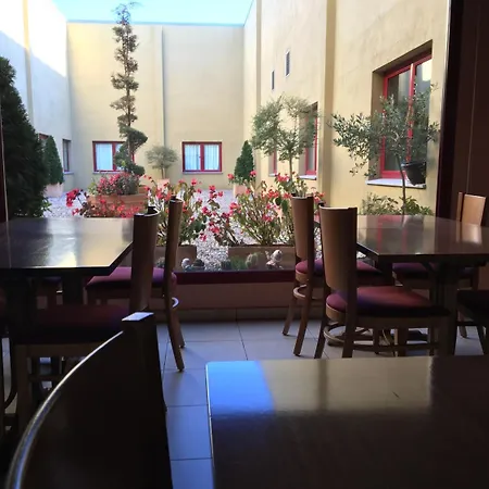 Hotel Jonquera-3