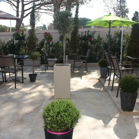Hotel Miramar- Cap D'Antibes - La Garoupe Plage-2