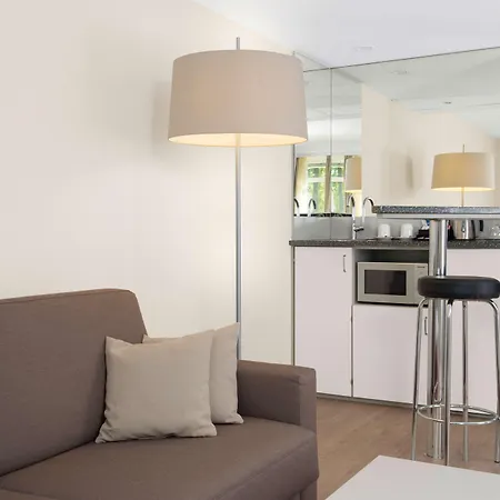 Dormero Hotel Fuerth-3
