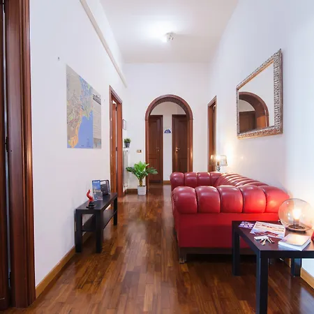 NapoliCentro Mare - Sea View Rooms&Suites-2