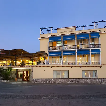 Hotel Piccolo Paradiso-3