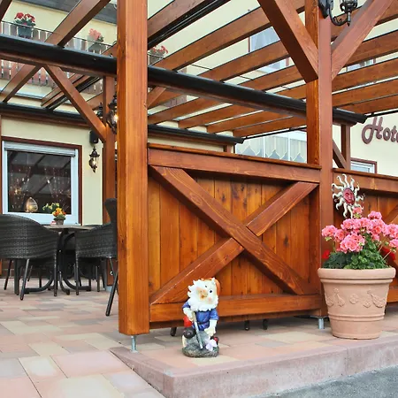 Hotel im Rheintal-2