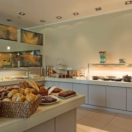 Park Inn by Radisson Linz-2