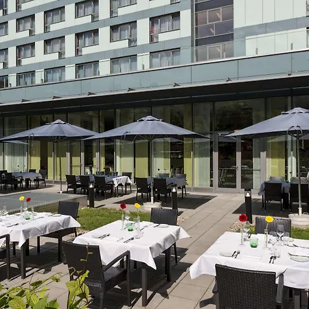 Park Inn by Radisson Linz-3