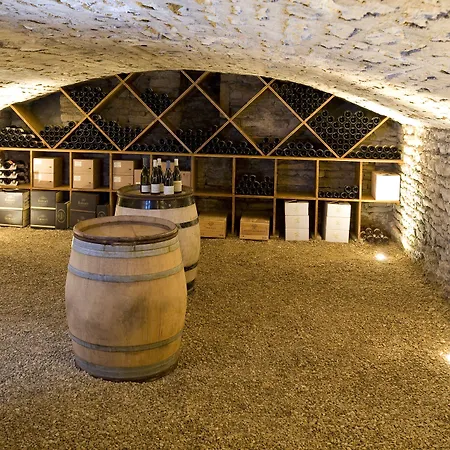 Alfred Hotels Beaune La Madeleine-2