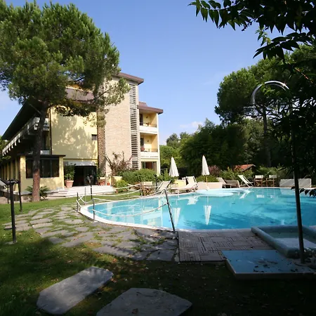 Hotel Nedy-2