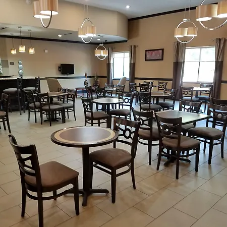 Best Western Plus Texoma Hotel & Suites-2