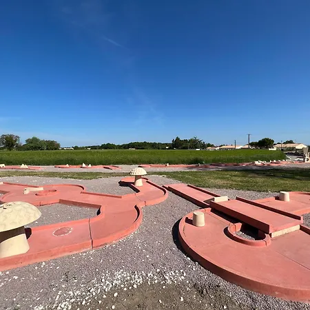 Domaine De Roullet-3