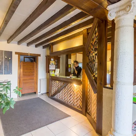Logis Hotel Oasis-3