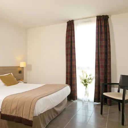 Apparthotel Séjours&Affaires Manosque-3