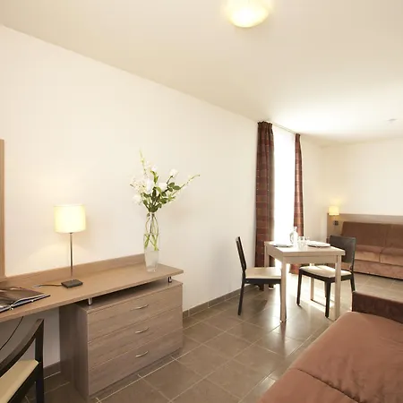 Apparthotel Séjours&Affaires Manosque-2