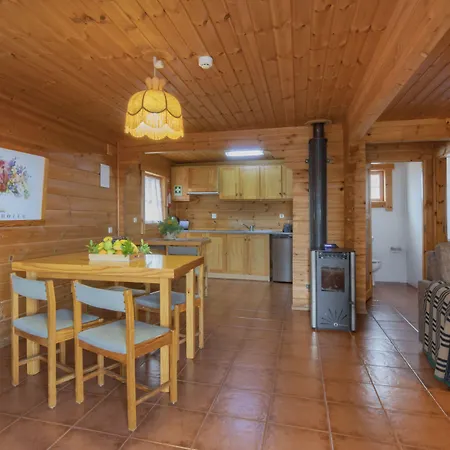 Luna Chalets Da Montanha - Serra Da Estrela-3