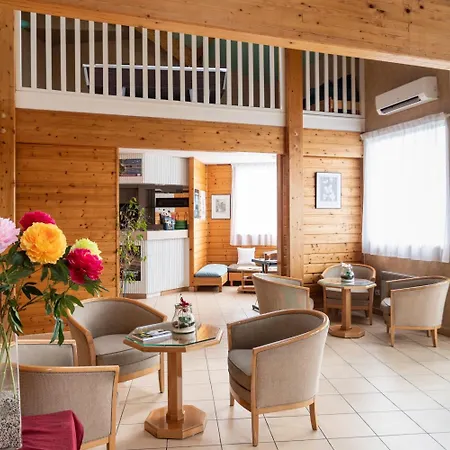 Fasthotel Chateauroux-3