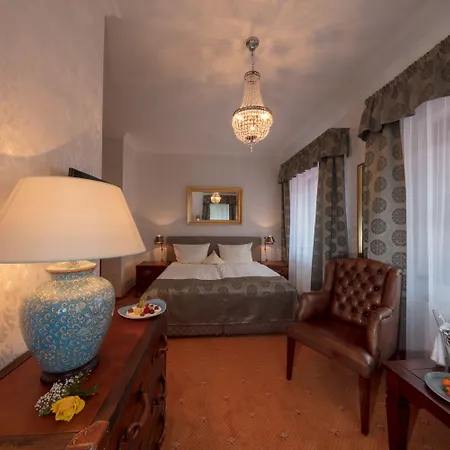 The Lakeside - Burghotel Zu Strausberg-3