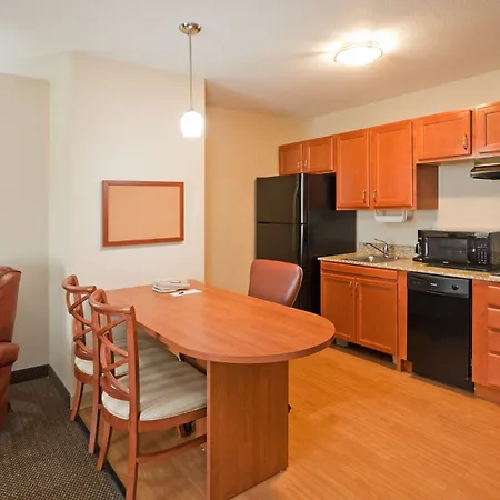 Candlewood Suites Eastchase Park By Ihg-3