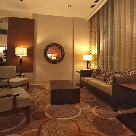 Embassy Suites Palmdale-2