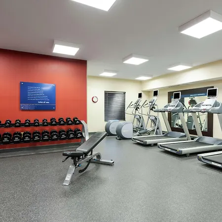 Hampton Inn & Suites Marshalltown-3