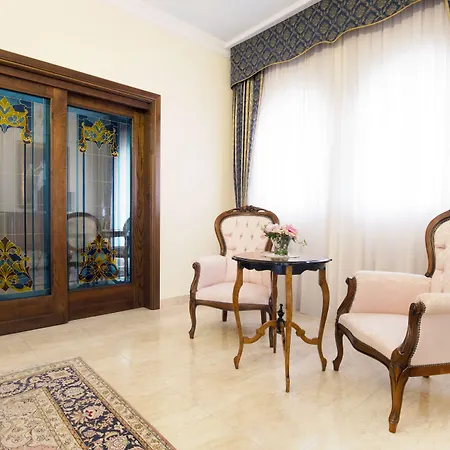 Grand Hotel President-2