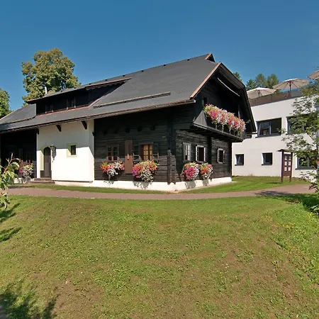Naturel Hoteldorf Schoenleitn-2