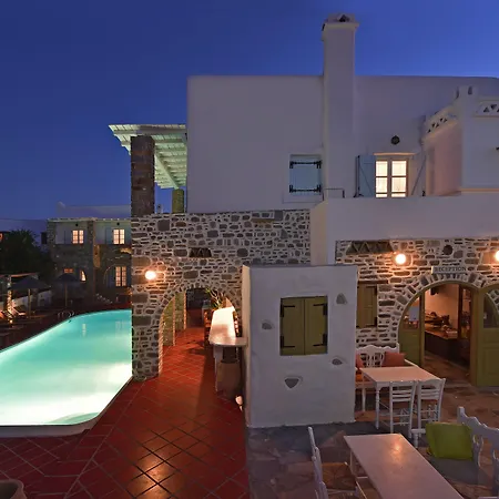 Zefi Hotel & Suites-3